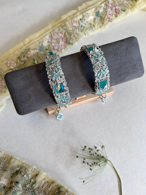 Noor e Naz Bangles