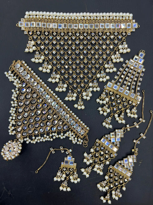 Kundan Manjus Bridal sets with Hand Anjas
