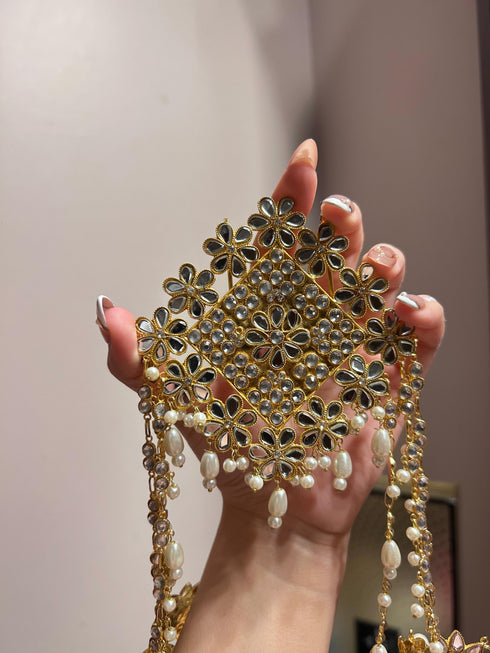 Kundan Classic Joora Bun