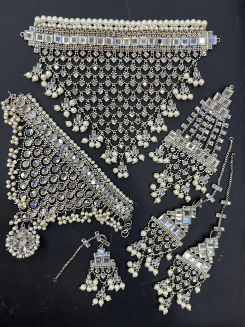 Kundan Manjus Bridal sets with Hand Anjas