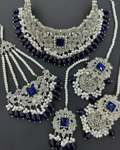 Single Stone Collar Set