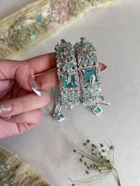 Noor e Naz Bangles
