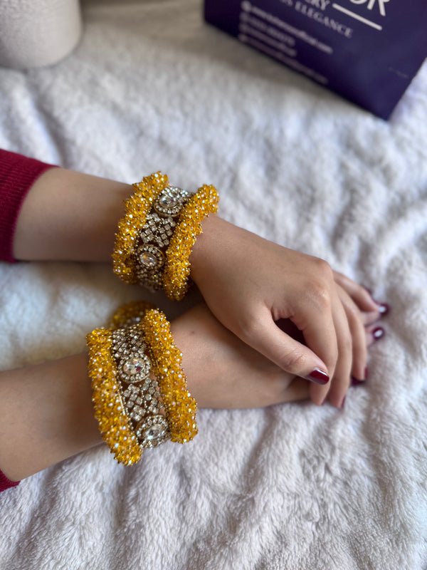 Gajra mehendi bangles