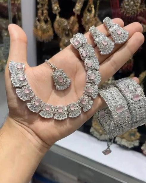 Crimson Crown Zircon Set with openable bangles