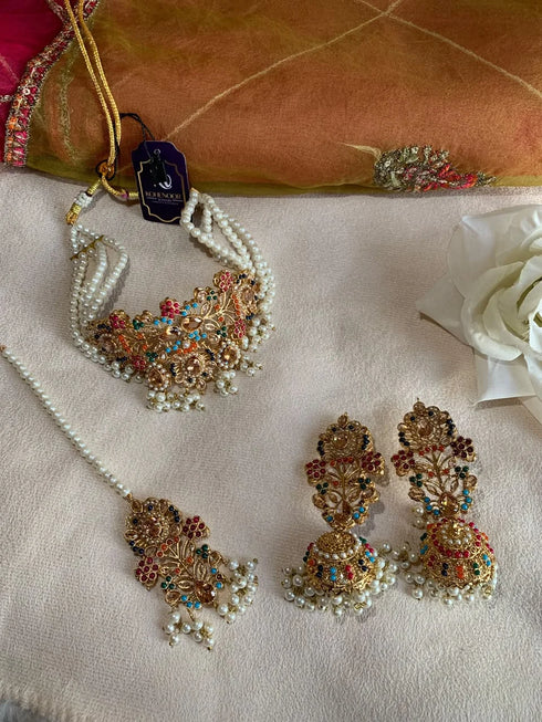 floral party wear jhumki set