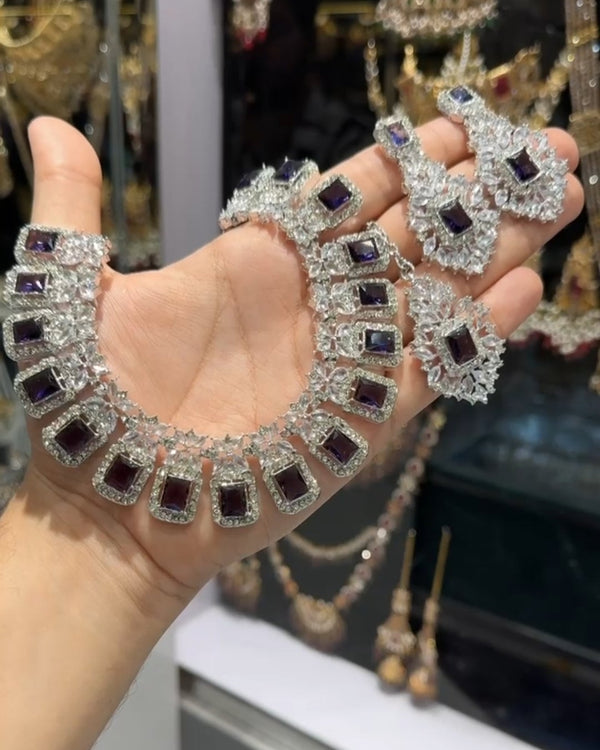 Party wear zircon capture set