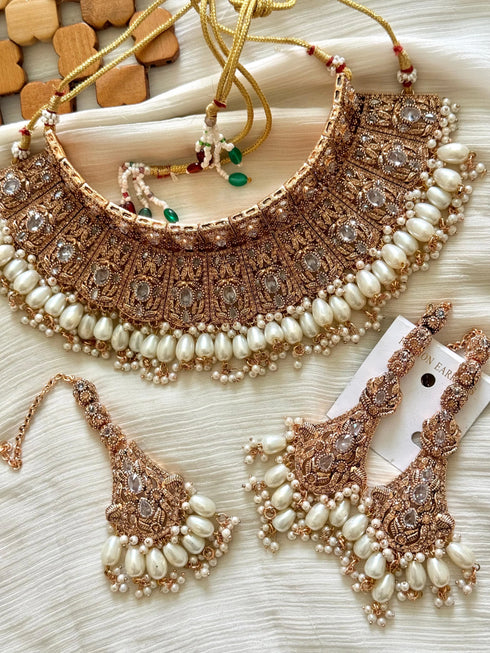Lumora Noratan bridal Set